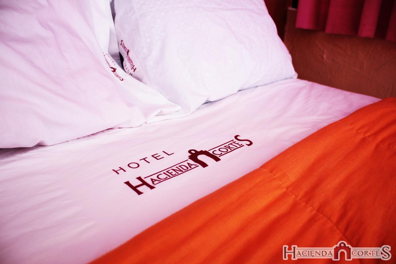 Hotel Hacienda Cortes Мерида Екстериор снимка