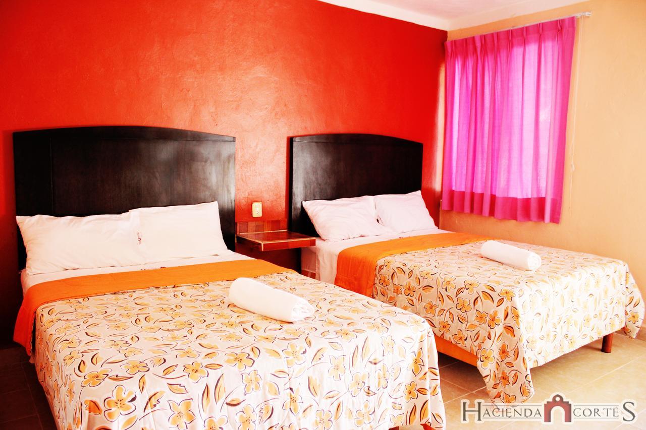 Hotel Hacienda Cortes Мерида Екстериор снимка